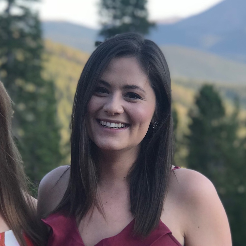 Meet your Posher, Abbey